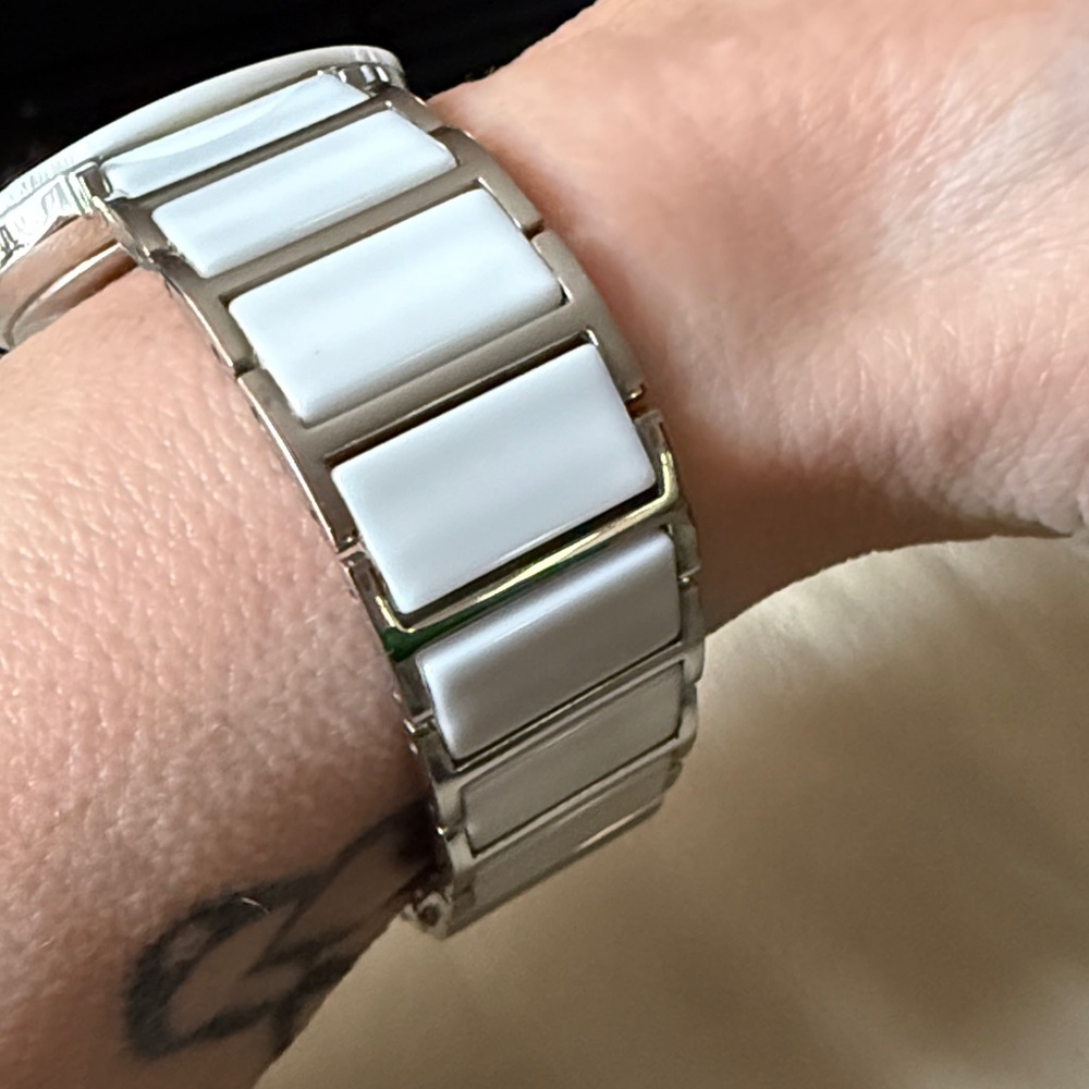 BERING Ceramic Polished With Swarovski Crystals - Picture 3 of 6